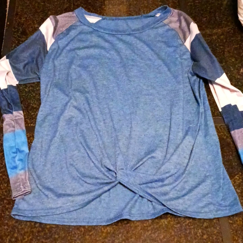 Blue long sleeved tshirt